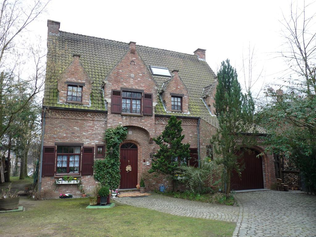 B&B 'T Nieuw Lijsternest Wezembeek-Oppem Eksteriør billede
