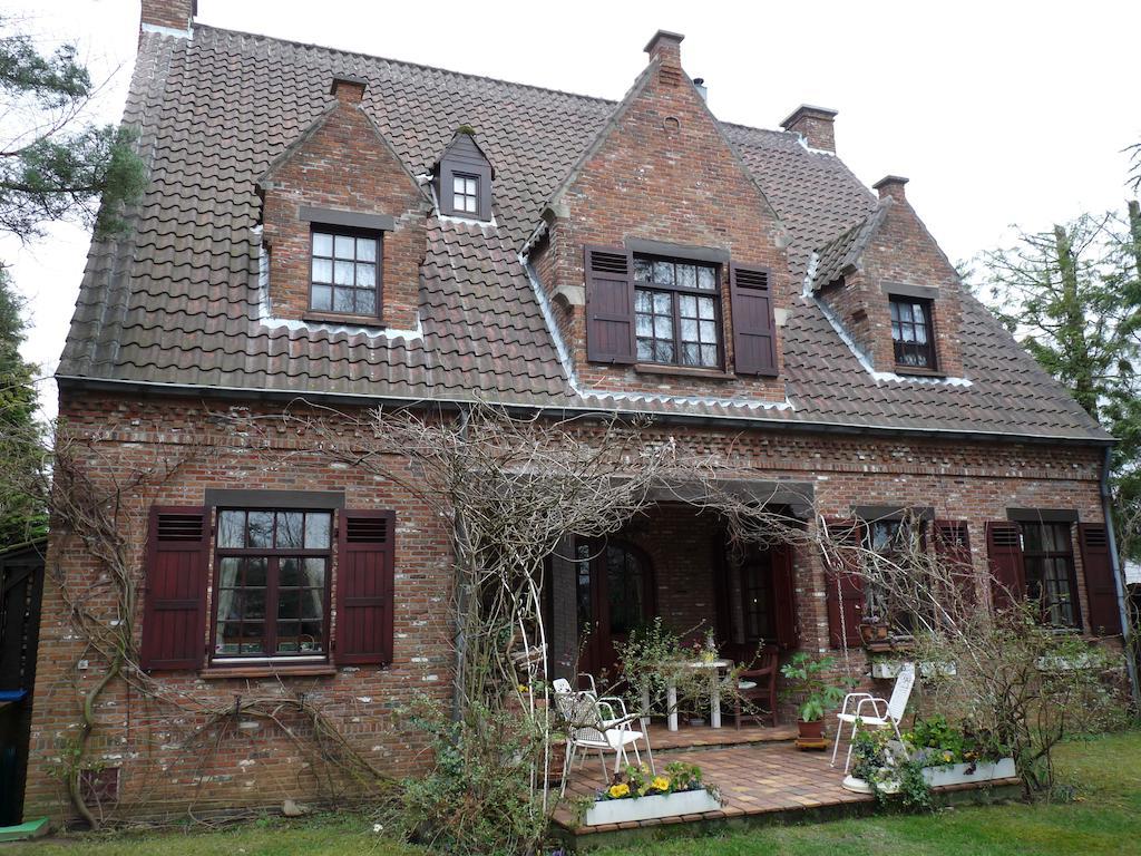 B&B 'T Nieuw Lijsternest Wezembeek-Oppem Eksteriør billede